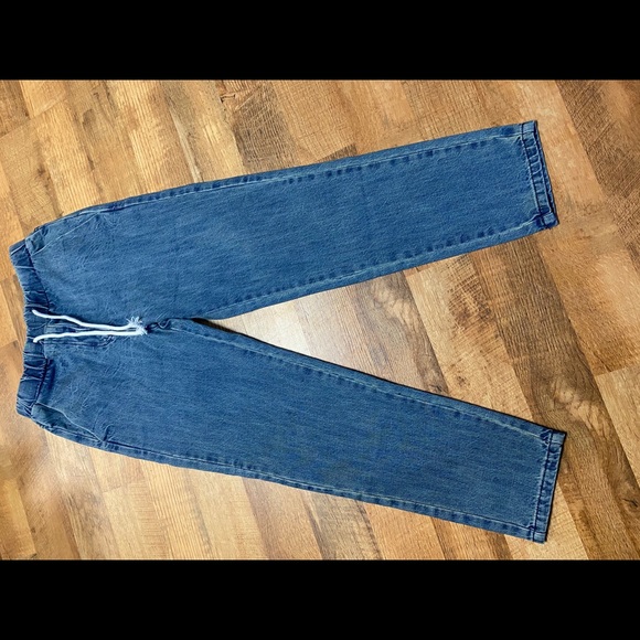 Elastic waist jeans - Picture 2 of 3